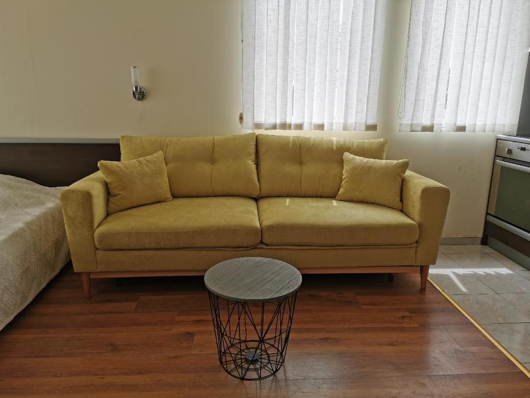 Aya'S Apartment Plovdiv Ngoại thất bức ảnh